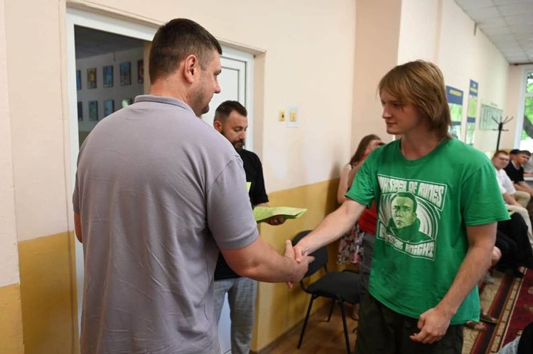 40 студентів із Закарпаття та Харківщини пройшли підготовку до нацспротиву