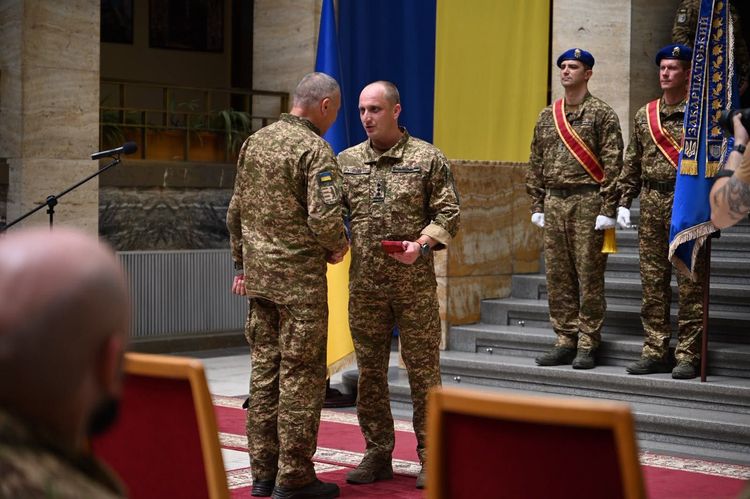 Закарпатських нацгвардійців відзначили з нагоди Дня Конституції України