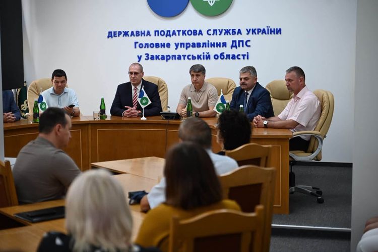 Мирослав Білецький відзначив податківців Закарпаття з нагоди професійного свята