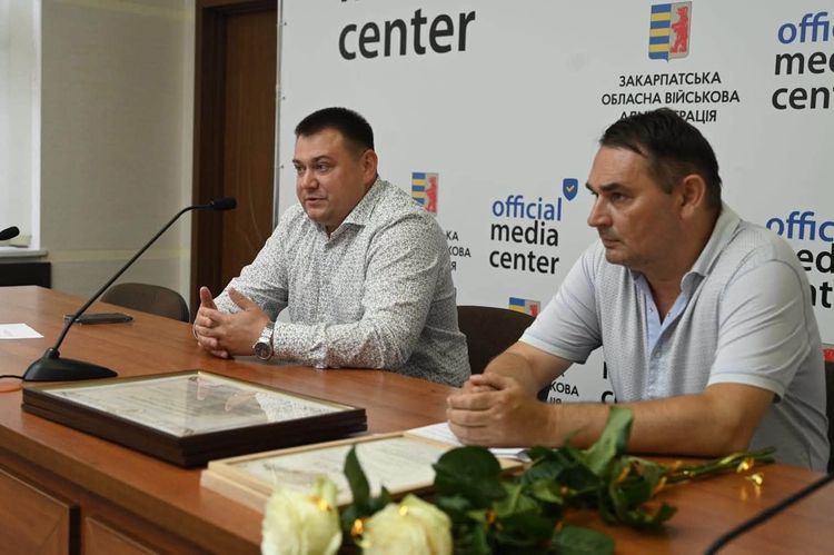 Ростислав Пріцак вручив почесні відзнаки провідним архітекторам Закарпаття