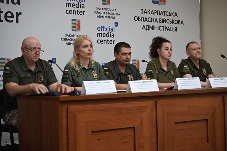 Правопорядок на кордоні, ситуація в пунктах пропуску та контрактна служба в лавах ДПСУ – брифінг прикордонників