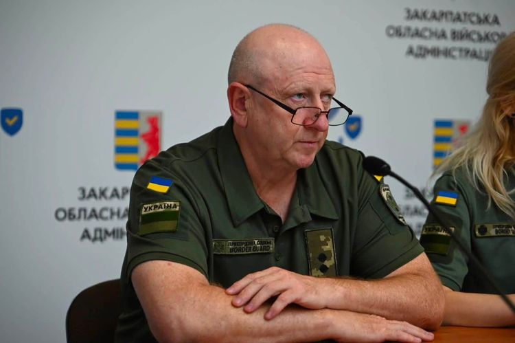 Правопорядок на кордоні, ситуація в пунктах пропуску та контрактна служба в лавах ДПСУ – брифінг прикордонників