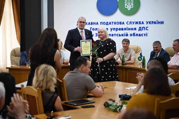 Мирослав Білецький відзначив податківців Закарпаття з нагоди професійного свята