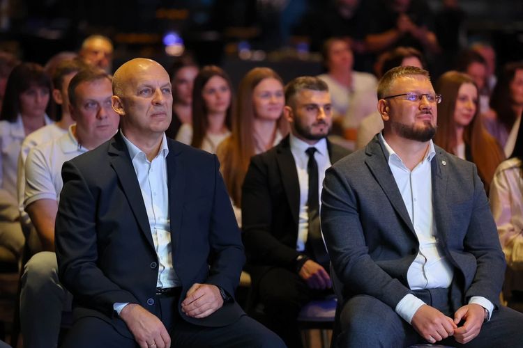 На форумі у Львові підбили підсумки президентського проєкту «Карпатська зміна»