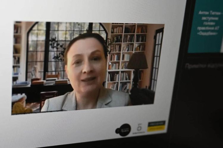 В Ужгороді стартував дводенний тренінг «Безбар’єрність. Коректна комунікація»