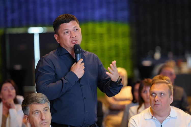 На форумі у Львові підбили підсумки президентського проєкту «Карпатська зміна»
