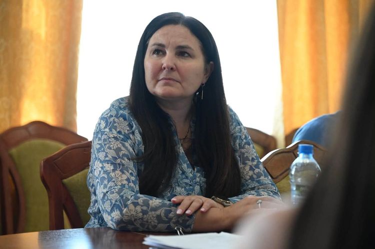 Закарпатським підприємцям роз'яснили новий порядок перепідтвердження статусу критичності та правила обліку сумісників