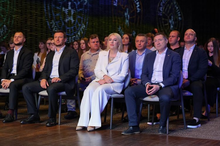 На форумі у Львові підбили підсумки президентського проєкту «Карпатська зміна»