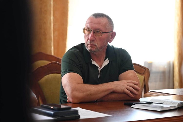 Закарпатським підприємцям роз'яснили новий порядок перепідтвердження статусу критичності та правила обліку сумісників