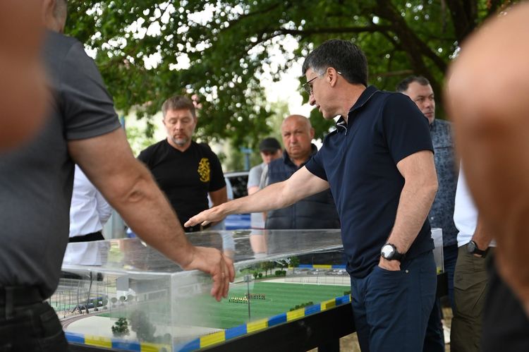 Мирослав Білецький та Віктор Микита проінспектували масштабну реконструкцію школи в Ільниці
