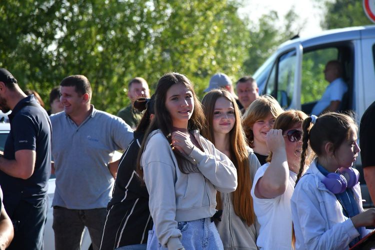 Сто дітей пільгових категорій із Закарпаття вирушили на відпочинок до Угорщини