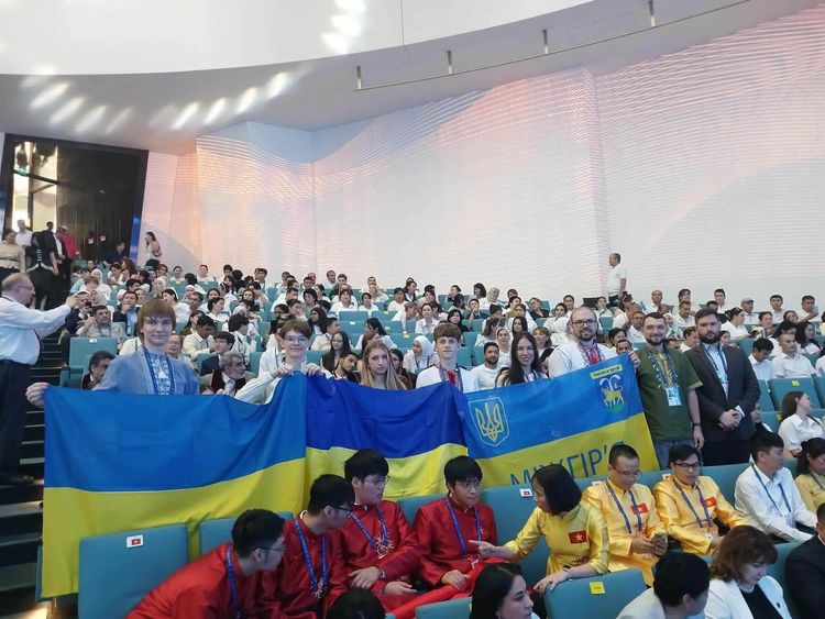Учень Голятинського ліцею став найкращим юним хіміком світу
