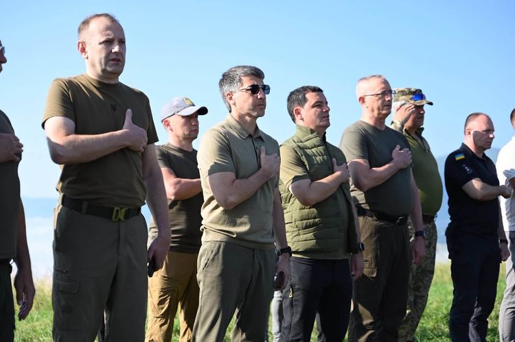 Близько 800 учасників об’єднав військово-патріотичний збір «Карпатський щит 2026» на Хустщині