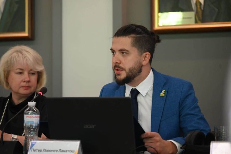 В Ужгороді обговорили транскордонне співробітництво та інтернаціоналізацію вишів