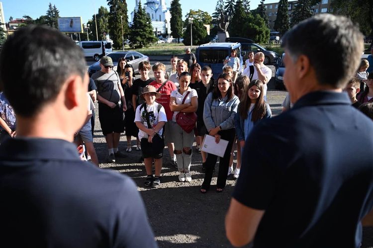 Діти військовослужбовців із Закарпаття та Сумщини вирушили на відпочинок до Австрії