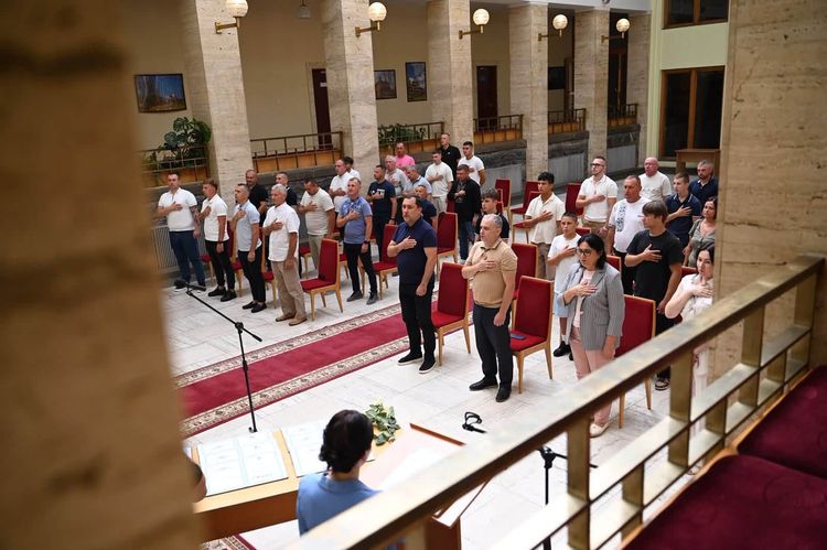 В атріумі ОВА відзначили найкращих тренерів області та їхніх вихованців