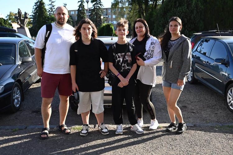 Діти військовослужбовців із Закарпаття та Сумщини вирушили на відпочинок до Австрії