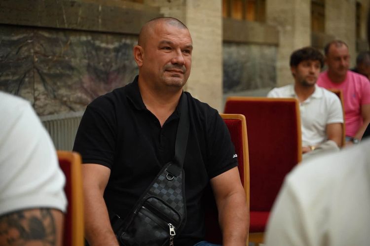 В атріумі ОВА відзначили найкращих тренерів області та їхніх вихованців