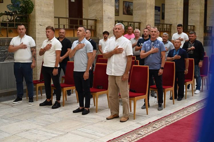 В атріумі ОВА відзначили найкращих тренерів області та їхніх вихованців