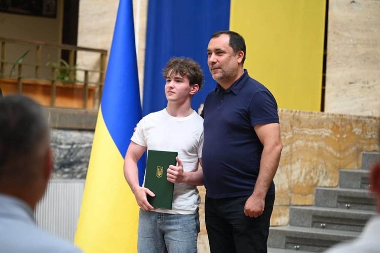 В атріумі ОВА відзначили найкращих тренерів області та їхніх вихованців