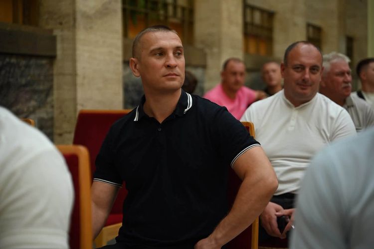 В атріумі ОВА відзначили найкращих тренерів області та їхніх вихованців