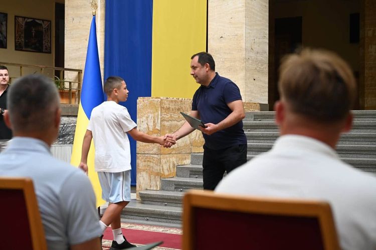 В атріумі ОВА відзначили найкращих тренерів області та їхніх вихованців