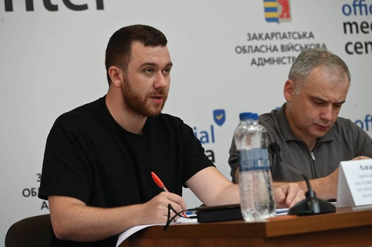 На Закарпатті пройшов відкритий захист проєктів підтримки ветеранів та їхніх родин