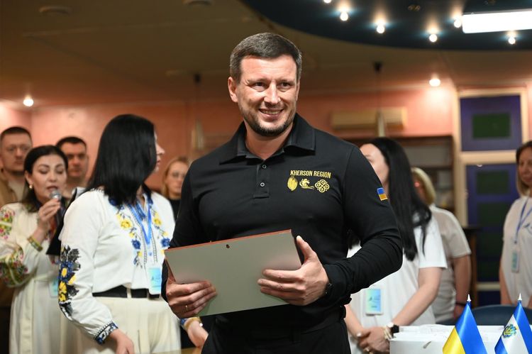 В Ужгороді відкрили гуманітарний центр Вільні разом для ВПО з Херсонщини