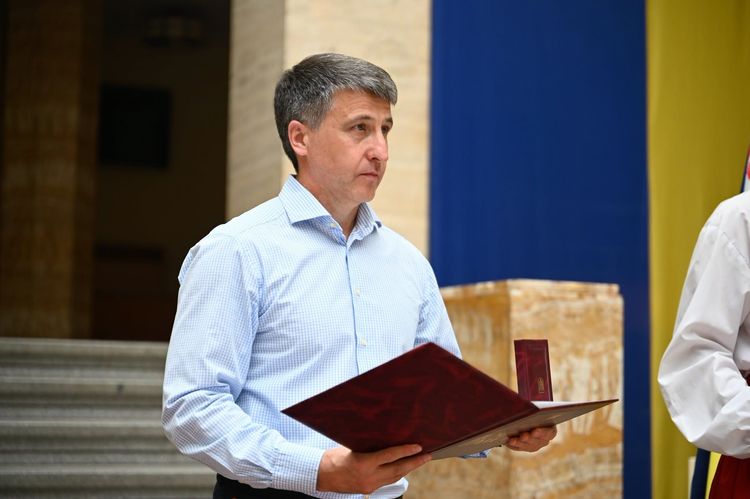 Мирослав Білецький привітав медиків Закарпаття із професійним святом
