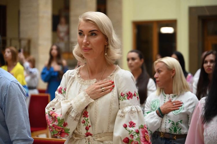 Мирослав Білецький відзначив переможців конкурсу «Міні Міс & Міні Містер Закарпаття»