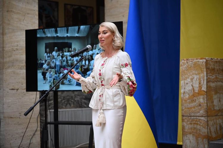 Мирослав Білецький відзначив переможців конкурсу «Міні Міс & Міні Містер Закарпаття»