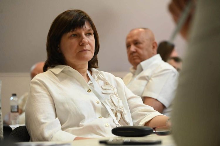Безпечне середовище для дітей: на Закарпатті стартували тренінги для голів ТГ
