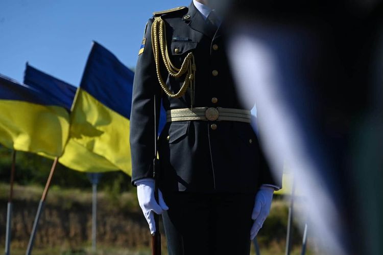  Закарпаття першим зустріло прах полковника Євгена Коновальця на рідній землі