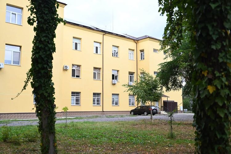 Мирослав Білецький перевірив хід модернізації Центру легеневих хвороб