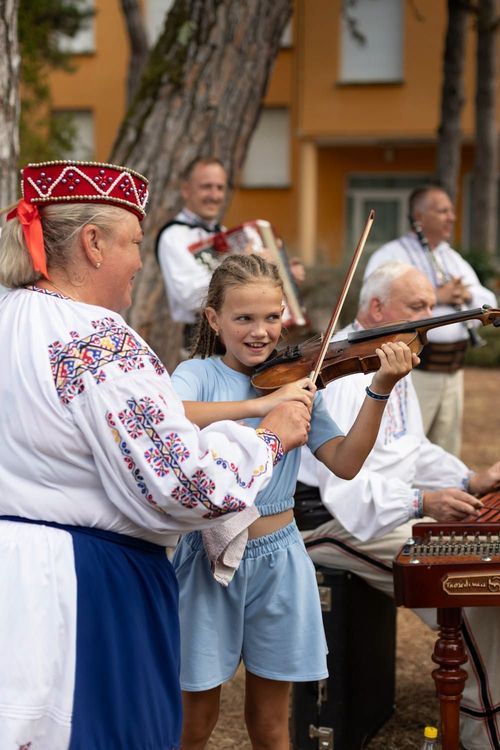 Закарпатські діти з вразливих категорій відпочивають в Італії