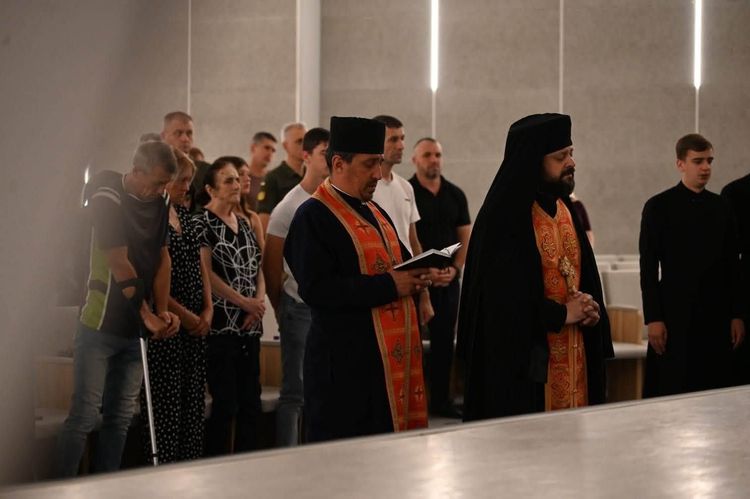 В Ужгороді посмертні відзнаки передали родинам загиблих воїнів 42 ОМБр