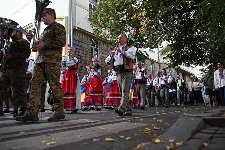 В Ужгороді світанок Дня Незалежності України зустріли традиційною «Молитвою за Україну»
