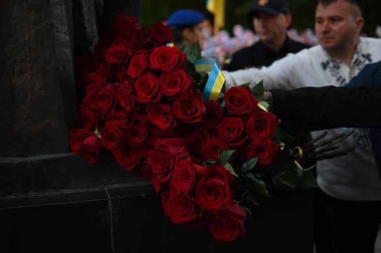 В Ужгороді світанок Дня Незалежності України зустріли традиційною «Молитвою за Україну»