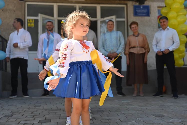 Керівництво ОВА взяло участь у відкритті сучасного дитсадка в Турʼї Пасіці