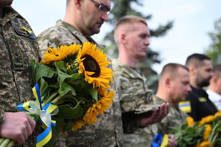 В Ужгороді вшанували День пам’яті захисників України