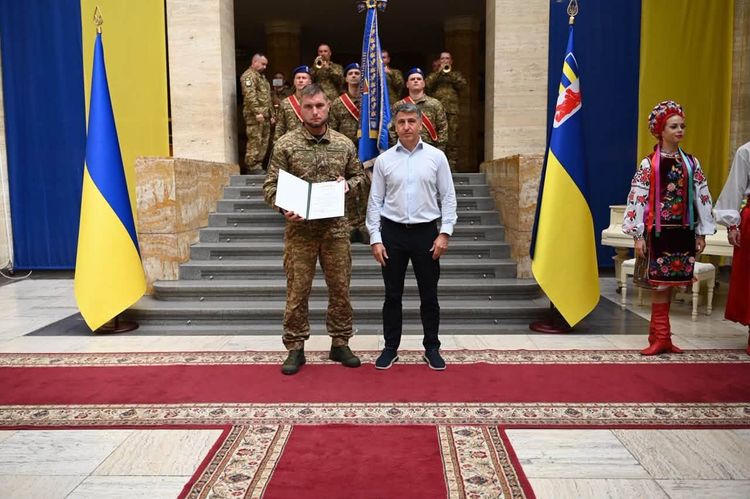 В атріумі ОВА відзначили бійців 26-го окремого полку Нацгвардії