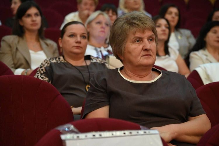 Освіта, молодь та спорт Закарпаття: підсумки року та нові пріоритети на серпневій колегії