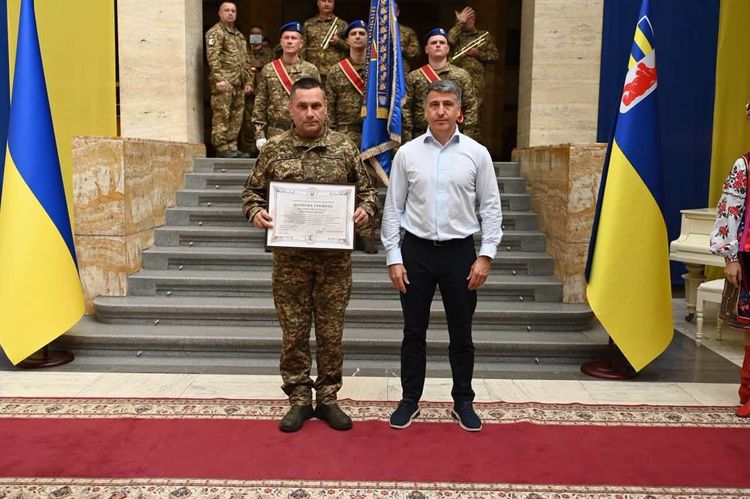 В атріумі ОВА відзначили бійців 26-го окремого полку Нацгвардії
