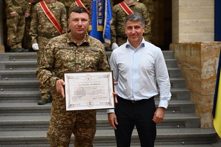 В атріумі ОВА відзначили бійців 26-го окремого полку Нацгвардії