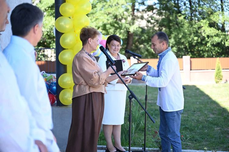 Керівництво ОВА взяло участь у відкритті сучасного дитсадка в Турʼї Пасіці