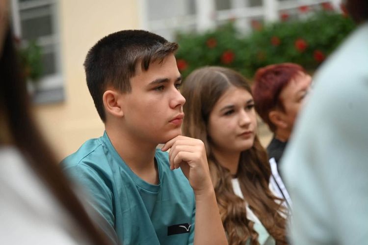 В Ужгороді дітям полеглих Героїв вручили подарунки до нового навчального року