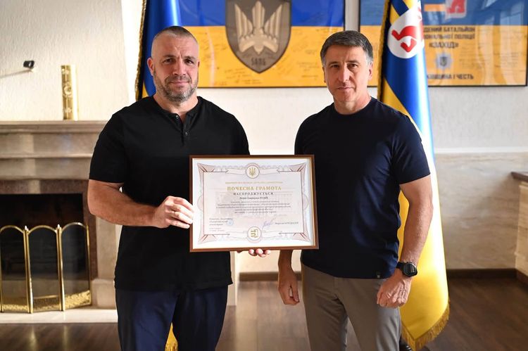 Мирослав Білецький відзначив керівників підрозділів ОВА з нагоди 35-річчя незалежності України