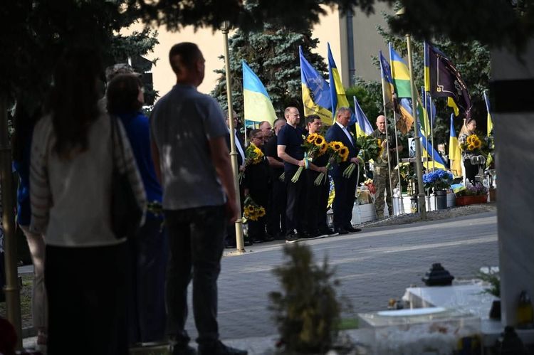 В Ужгороді вшанували День пам’яті захисників України