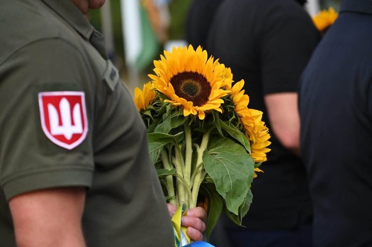 В Ужгороді вшанували День пам’яті захисників України