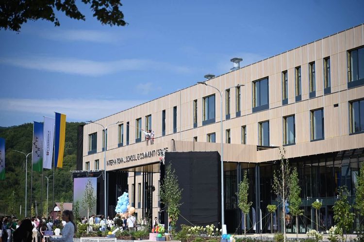 У Перечині відкрили інноваційний освітній простір KARPATY International School